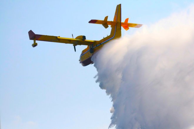 Canadair (aereo antincendio)