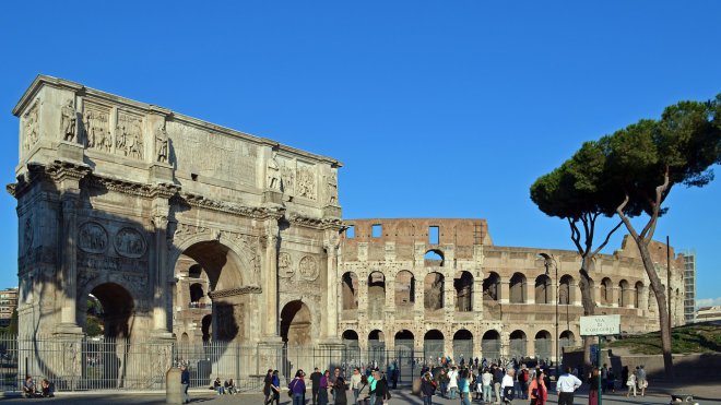 Roma. Arco di Costantino e Colosseo