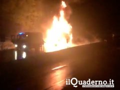 Incendio camion su Autostrada Napoli Bari