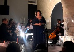 soprano Eleonora Arpaise