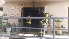 Benevento, Via Appia. Incendio negozio di bomboniere (13 lug 2018)