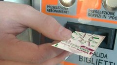 Trasporto pubblico, abbonamenti gratuiti per gli studenti campani