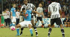 Calcio: Napoli - Juve