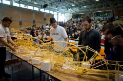Spaghetti bridge competition