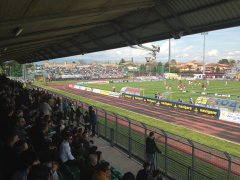 La curva nord ospiti dello Stadio Piercesare Tombolato di Cittadella (foto Wikipedia)