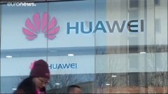 Facebook taglia i ponti con Huawei