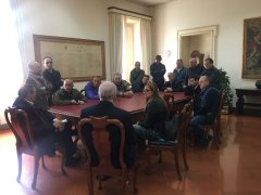 A Palazzo Mosti una delegazione di lavoratori ex Russo, Site e Despar