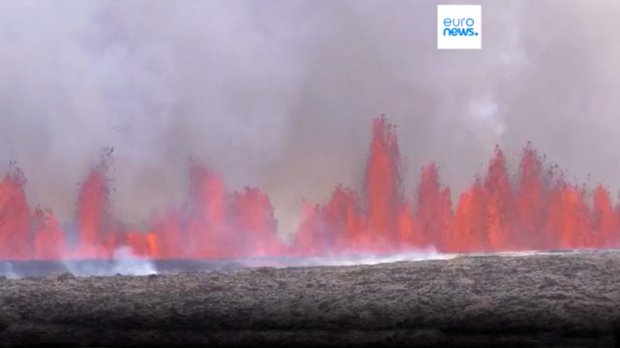Islanda. Eruzione del vulcano di Grindavik, a sud della capitale Reykjavik